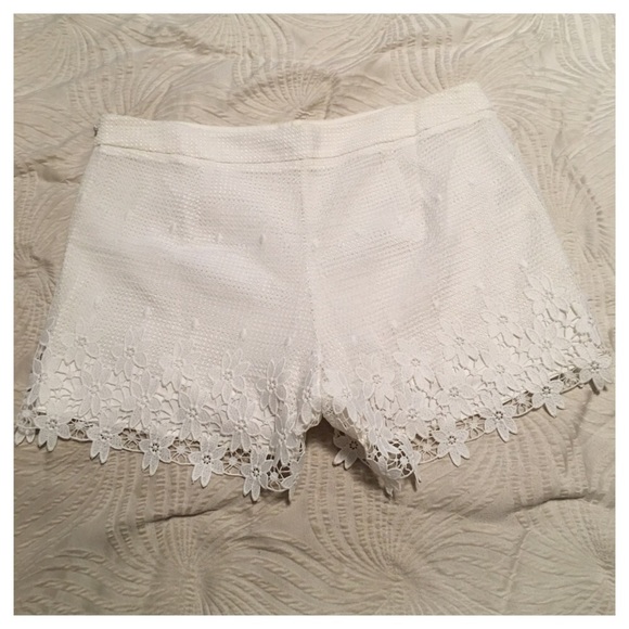 NWOT Ann Taylor White Lace Trim Shorts - Picture 10 of 11